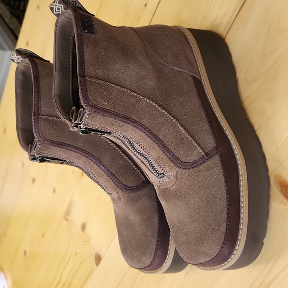 UGG Women's Cityfunc Zip Boots Platform size 8.5 Hickory - Picture 15 of 15